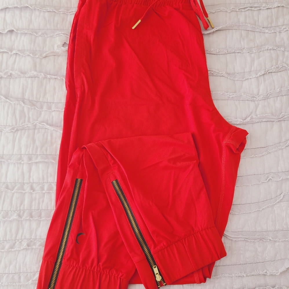 Zyia Red Everywhere Zipper Jogger